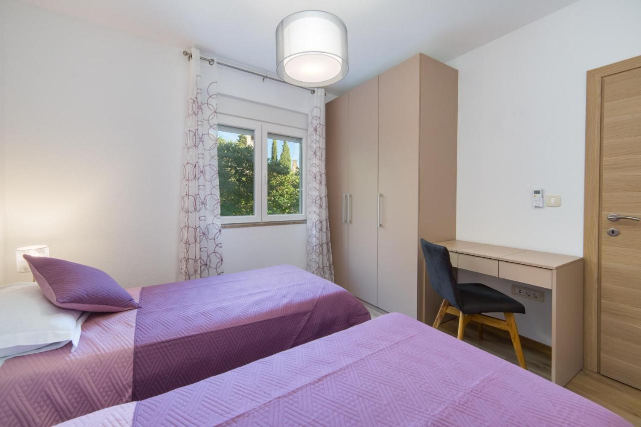 Apartments Zvonik Brist Eksteriør billede